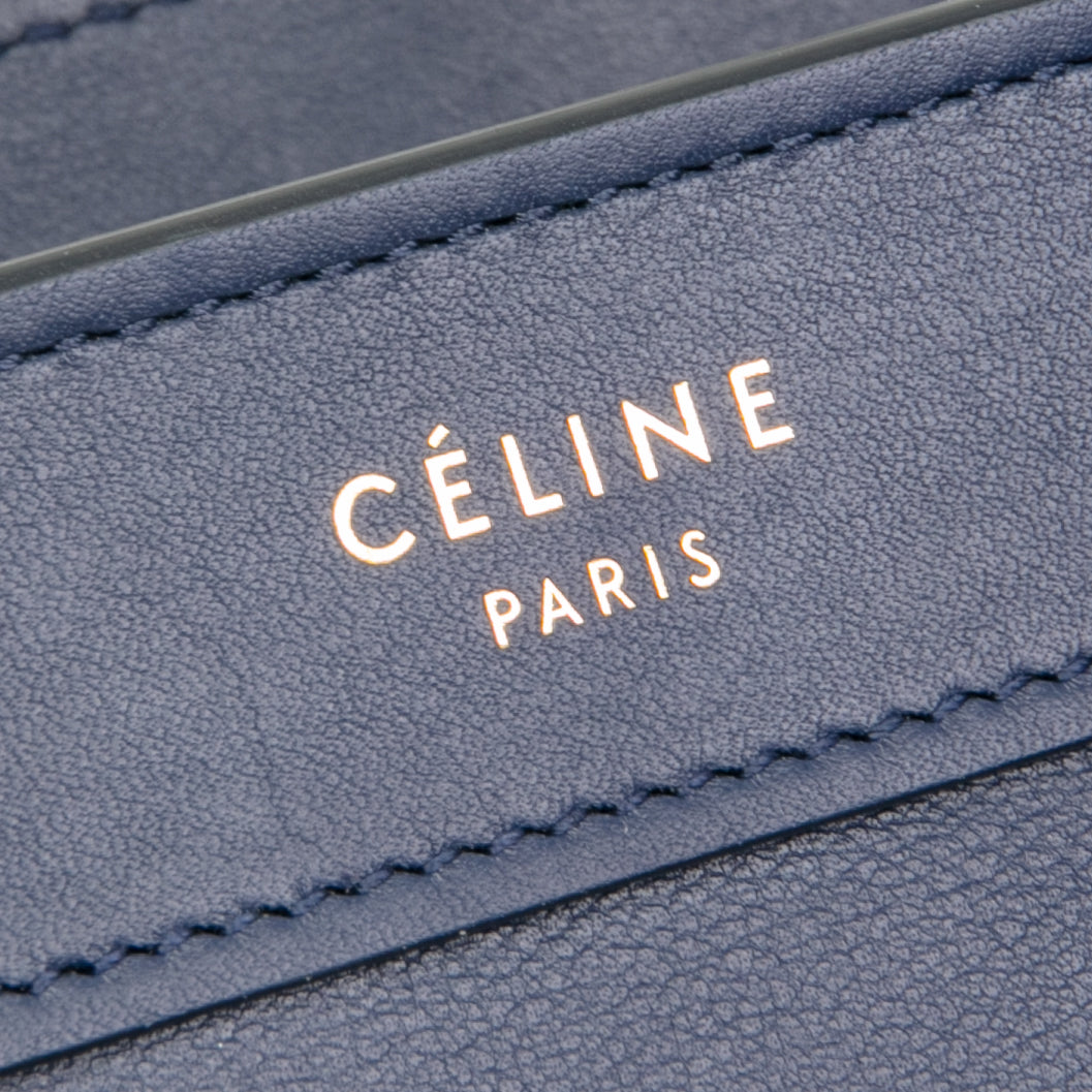 CELINE Nano-Gepäcktasche aus glattem Kalbsleder - Marineblau