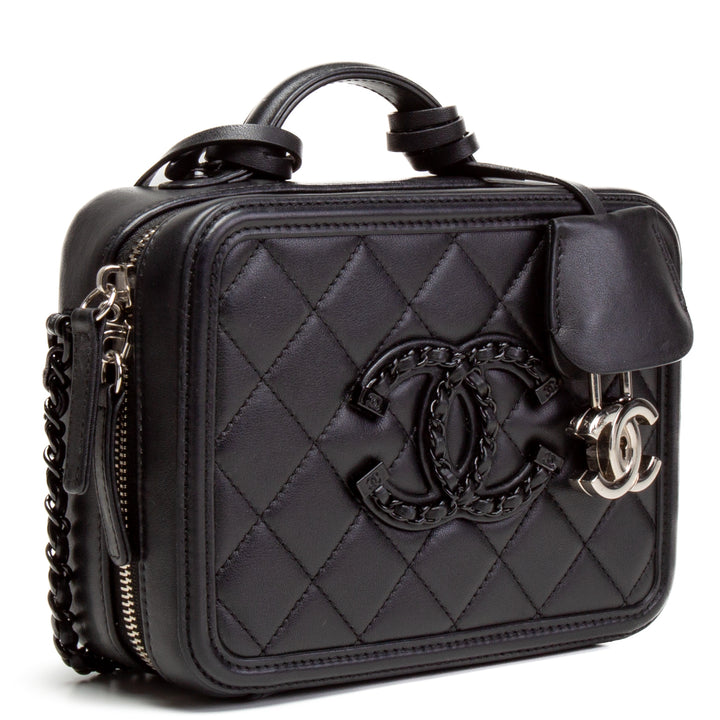 CHANEL Incognito CC Filigrane Vanity Schultertasche - So Black