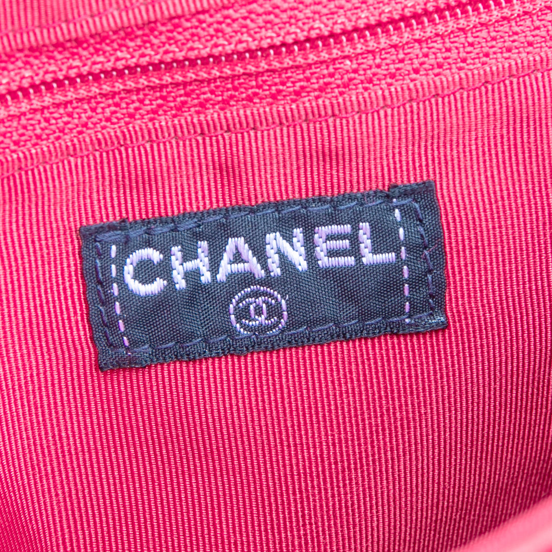 Chanel Lambskin -Schokoladenbeutel Mademoiselle Lock Chain -Tasche - Fuschia Outlet Final Sale