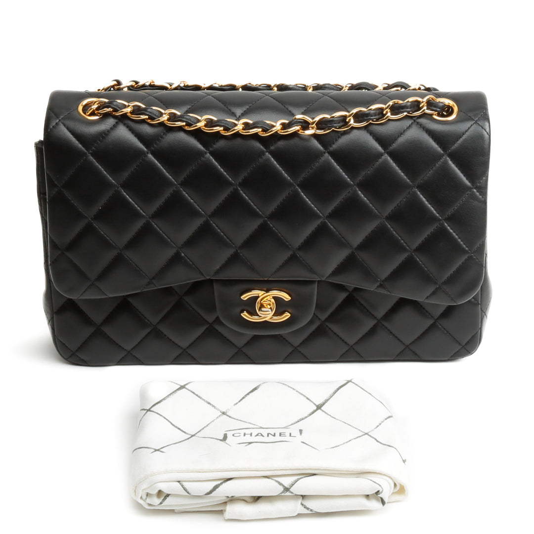 CHANEL Jumbo Double Flap Gestepptes Lammleder mit Gold