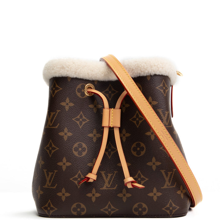 LOUIS VUITTON Monogramm Shearling Cozygram Neonoe BB