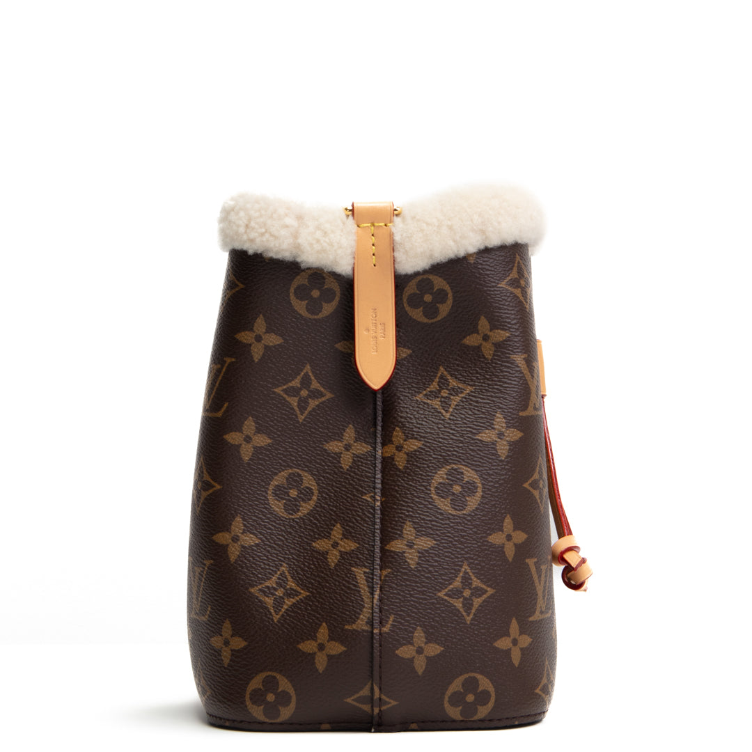 LOUIS VUITTON Monogramm Shearling Cozygram Neonoe BB