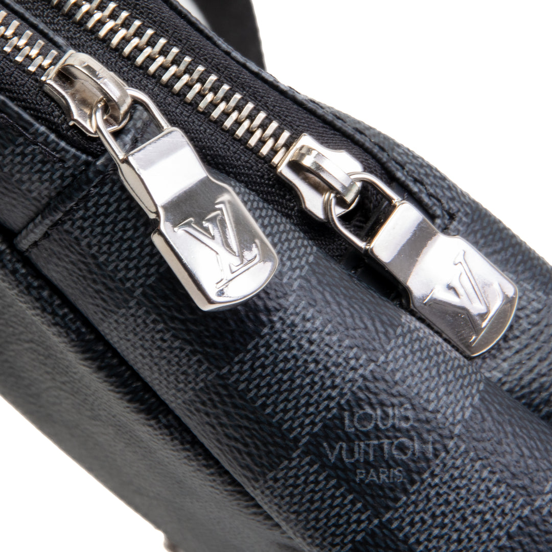 LOUIS VUITTON Avenue Sling – Damier Graphite