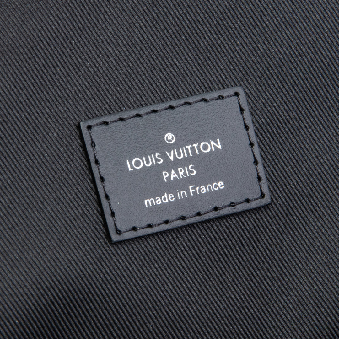 LOUIS VUITTON Avenue Sling – Damier Graphite