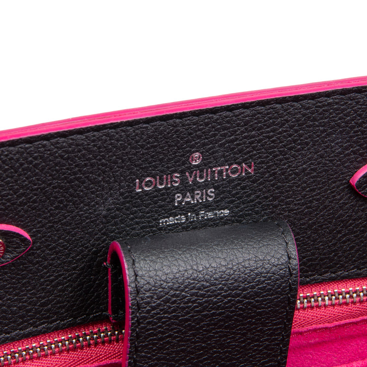 LOUIS VUITTON Lockme Beuteltasche aus Taurillon-Leder - Schwarz