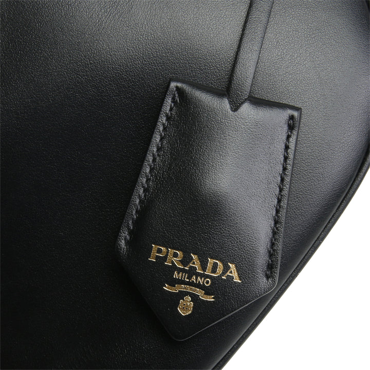 PRADA Mini-Umhängetasche aus Leder - Schwarz